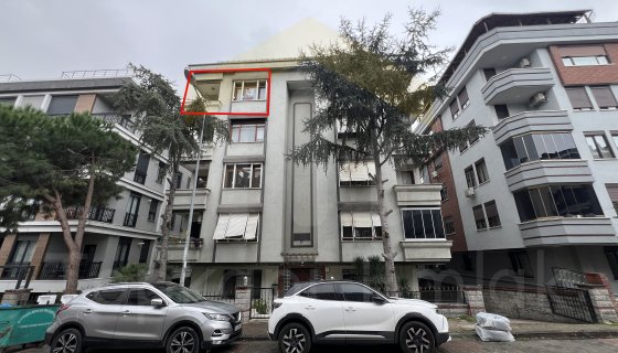 BAHÇELİEVLER ÖMÜR PLAZA ARKASI / 3+1 / 200 m² / KİRALIKDAİRE